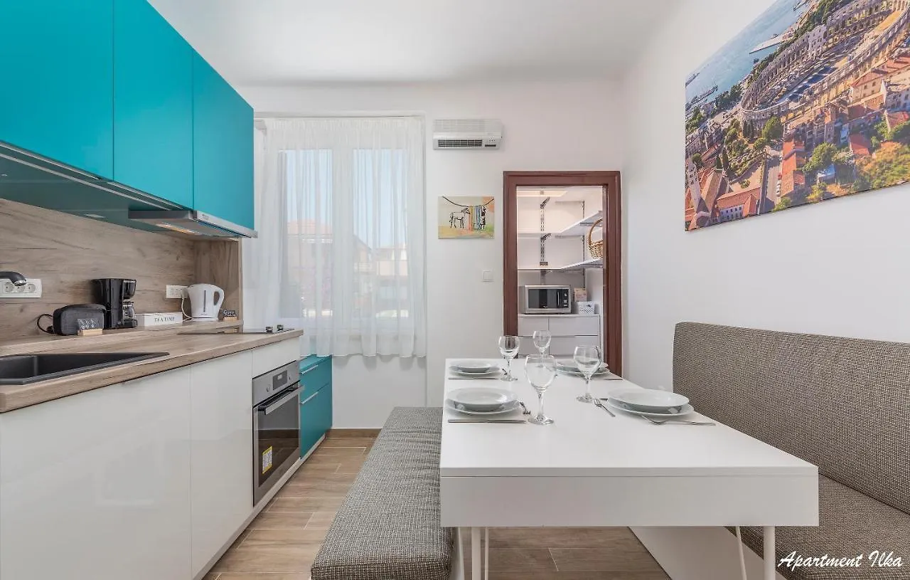 شقة Apartmani Nena I Ilka بولا