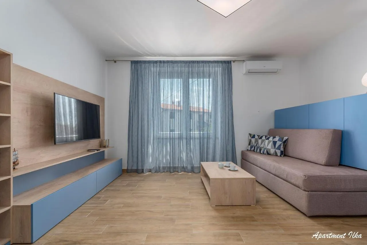 شقة Apartmani Nena I Ilka بولا